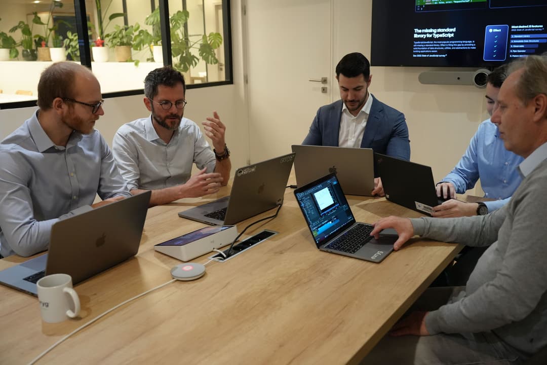 Nous accompagnons le client dans le recrutement et montée en compétences d'une équipe technique transverse.